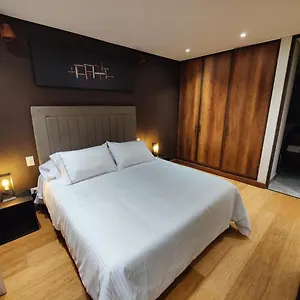 https://artstico-loft-en-la-candelaria-r.hotels-bogota.net